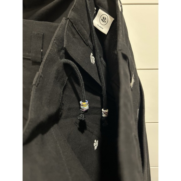 Wasted Collective Women's Organic Recycled Capris Black wLogo & Pockets Plus SzL - Picture 6 of 10